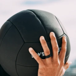 QALO Men's Step Edge Silicone Ring - Charcoal Accessories 6 QALO Men's Step Edge Silicone Ring - Charcoal Accessories